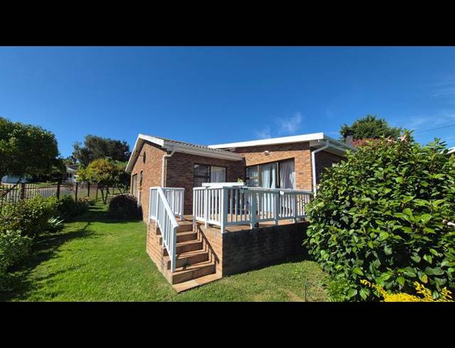 3 BEDROOM HOUSE FOR SALE IN FRAAIUITSIG